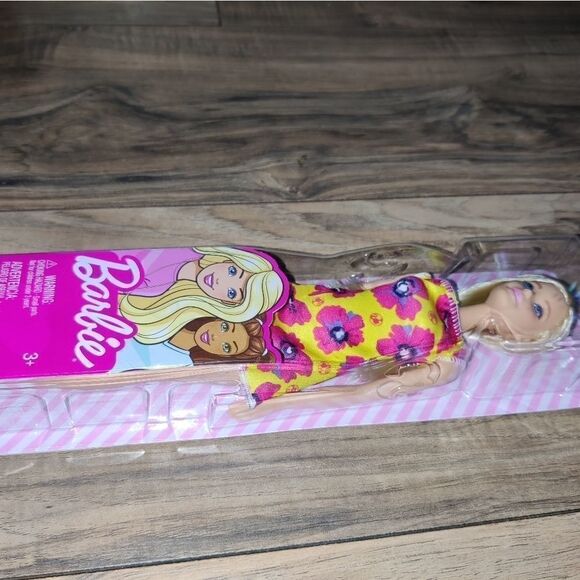 Barbie Doll with Blonde Hair Yellow Short Floral Dresses & High Heels - Picture 8 of 8
